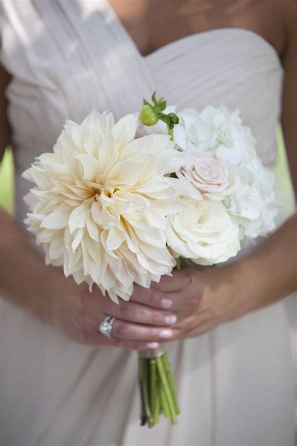 Elegant Bridal Bouquet Ideas