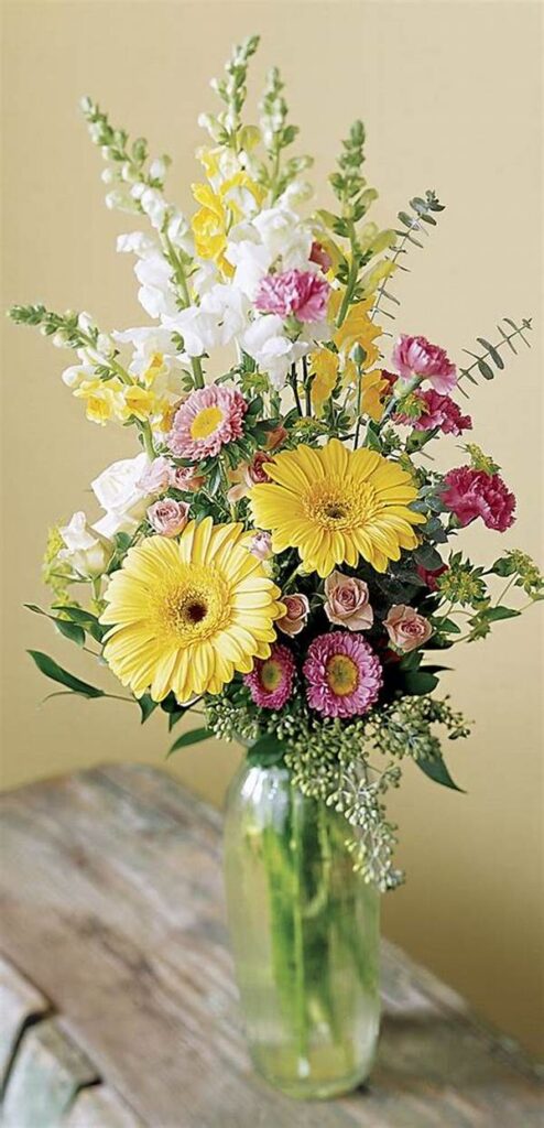 Tips For Seasonal Flower Arrangements
