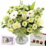 Customizable Flower Gift Sets For Delivery