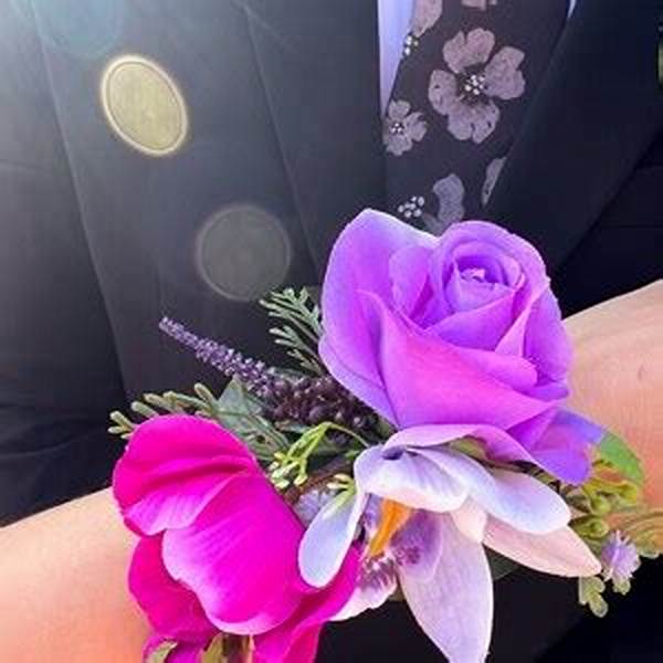 Vibrant Floral Options For Corsages