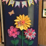 Extraordinary Flowers For School Dance